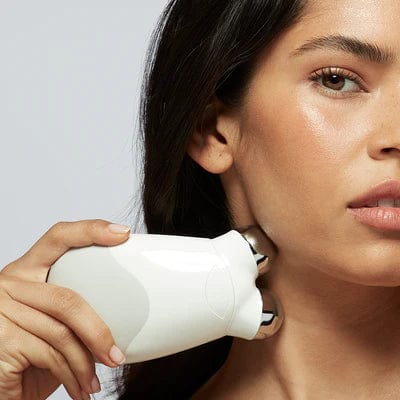 BowLift | FirmContour Naturally Sculpted Beauty