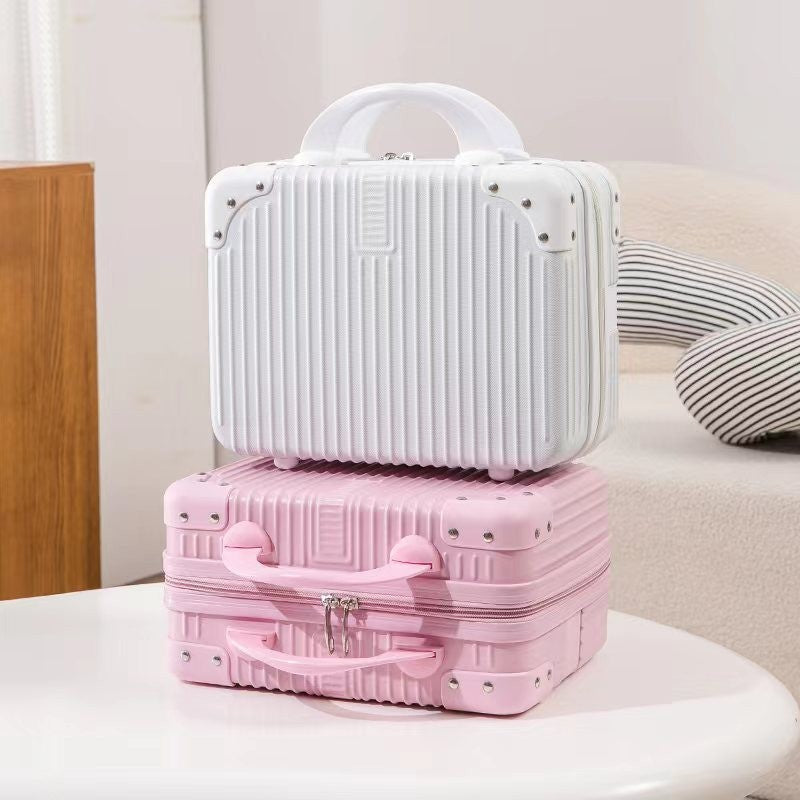 structured hard-shell travel cosmetic carry case with reinforced corner guards and ergonomic handle Bowlift